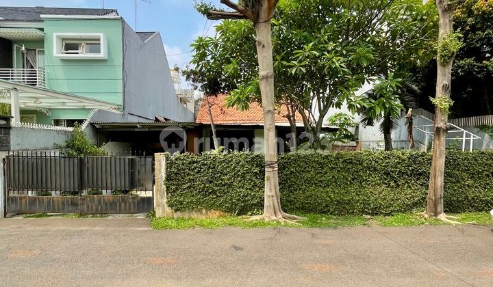 Rumah Lama Hitung Tanah Jalan Lebar Area Perumahan Cipete