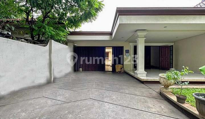 Wide House Wide Road Land Calculation in Central Menteng 2