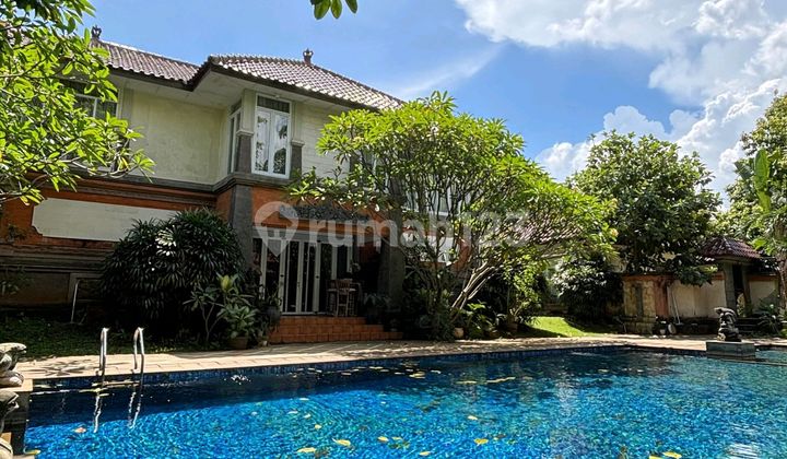 Rumah Etnik Bali Dalam Kompleks Luas Siap Huni Dekat Lebak Bulus Cirendeu