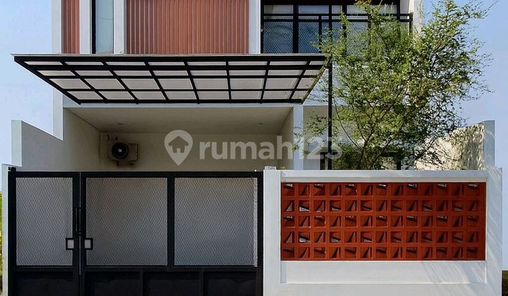 Rumah 2 Lantai Plus Rooftop Dalam Townhouse Pondok Labu Dekat Ke Tol