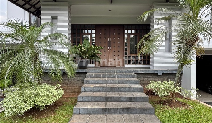 Split Level Halaman Luas Dalam Area Perumahan Dekat Tol Andara 2