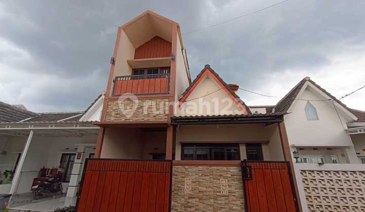 Dijual Cepat Rumah Siap Huni 2 Lantai Harga Masih Bisa Nego Dijual Cepat Rumah Siap Huni 2 Lantai Harga Masih Bisa Nego