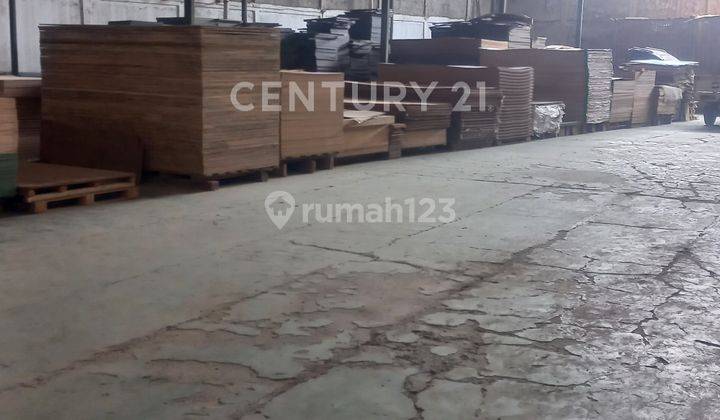 GUDANG DAN RUKO SATU KESATUAN DI JUAL LOKASI STRATEGIS  2