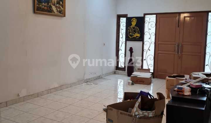 Dijual Rumah 2 Lantai Di Lippo Karawaci Lokasi Strategis  2