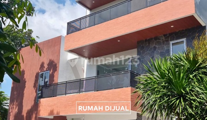 Dijual Rumah Modern 3 Lantai Di Alam Sutera