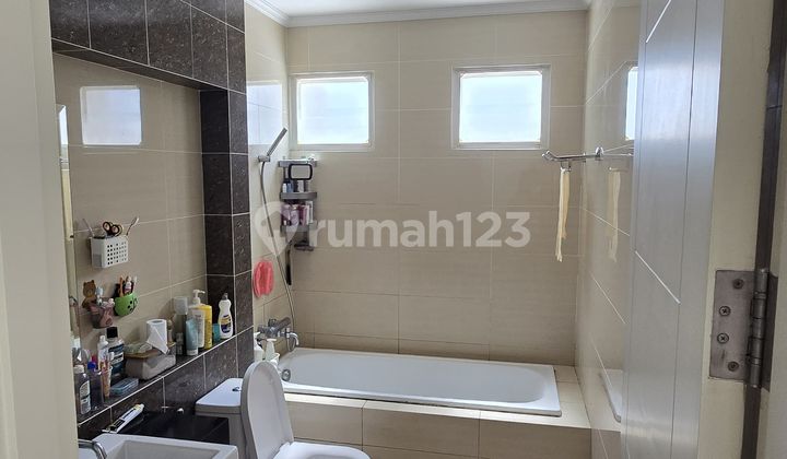 Rumah di cluster Pelican Gading Serpong  2