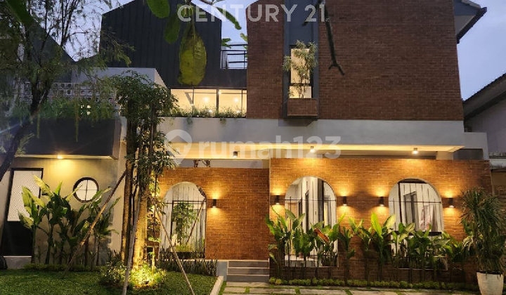 For Sale 3-Story House In Green BSD City Cluster 2