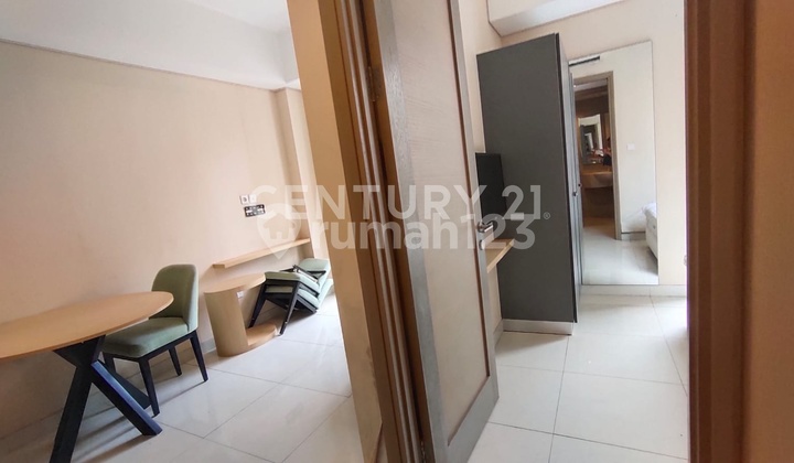 Dijual Apartemen 2 BR Full Furnish Di Taman Anggrek Residence  2