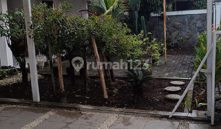 For Sale Strategically Located House in Garut City