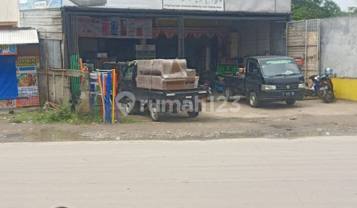 For Rent, Adjoining Shophouse in a Strategic Location in Legok 2