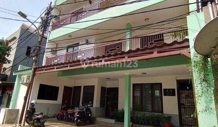 Dijual Cepat Kos-Kosan Premium Dan Strategis di Setiabudi, Jakarta Selatan 1