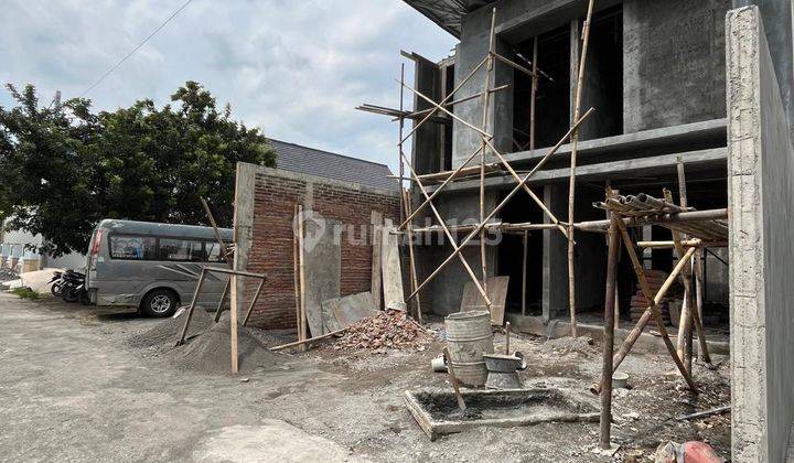 Rumah Mewah 2 Lantai Kontemporer Di Wedomartani Dekat Jogja Bay 2