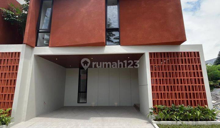 Rumah 2 Lantai Full Furnished Dalam Cluster Di Mlati Sleman 1