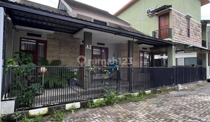 Kost Eksklusif 2 Lantai Dakam Perumahan Di Dekat Kampus Uii Terpadu 1