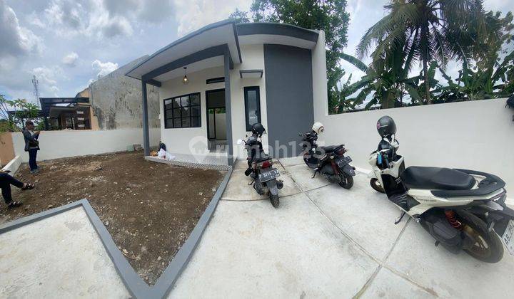 Rumah Baru Minimalis Dekat Masjid Suciati Pendowoharjo Sleman 2