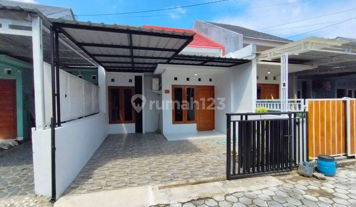 Rumah Cantik Nyaman Dalam Perumahan Dekat Kota Jogja 2