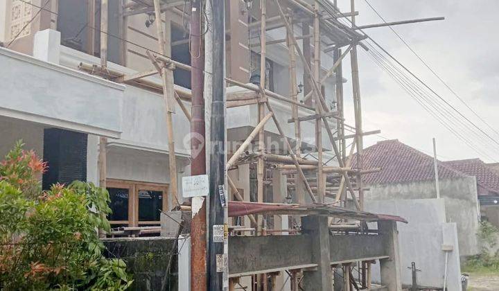 Rumah Mewah 2 Lantai Tanah Luas Dalan Ringroad Dekat Bri Gedongkinung 2