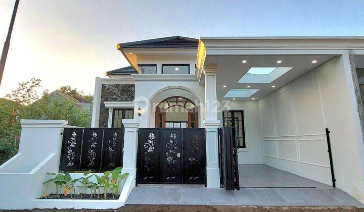 Rumah Mewah Klasik Modern Di Sukoharjo Ngaglik Sleman 1