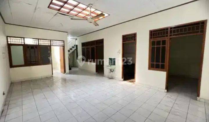 Dijual Rumah 2 Lantai Bebas Banjir di Lokasi Strategis 2