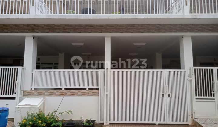 Rumah Park Residence Taman Surya5, Uk 6x18, 2,5lantai, Shm, Jkt Rumah Park Residence Taman Surya5, Uk 6x18, 2,5lantai, Shm, Jkt