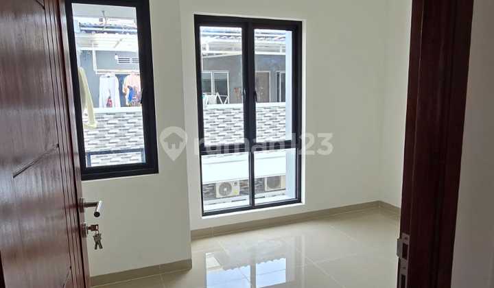 Rumah Tanjung Duren, Uk 3x11, 3 Lantai, Shm, Jakarta 2