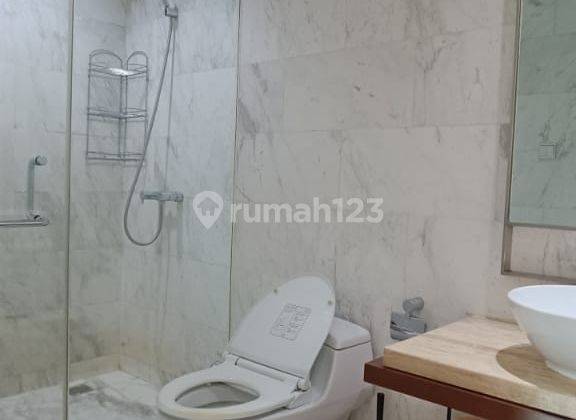 kamar mandi apartment furnished 3 br