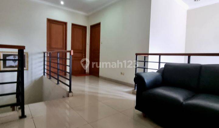 Rumah 2 Lantai di Pejaten Barat, Jakarta Selatan  2