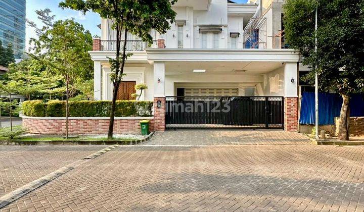 Rumah 2 Lantai di Cilandak Dekat Dengan Fasilitas Umum 1