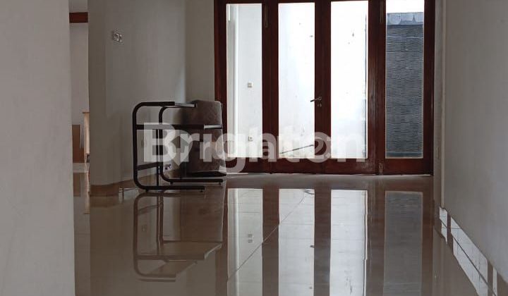 RUMAH DIJUAL CANTIK SIAP PAKAI 2