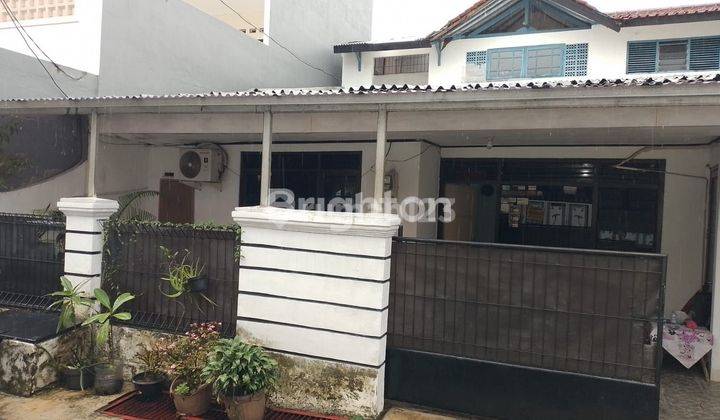 RUMAH DIJUAL LOKASI DI TENGAH KOTA MINIMALIS 1