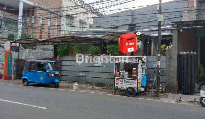 DIJUAL RUMAH ADA KONTRAKAN DAN KOS 1