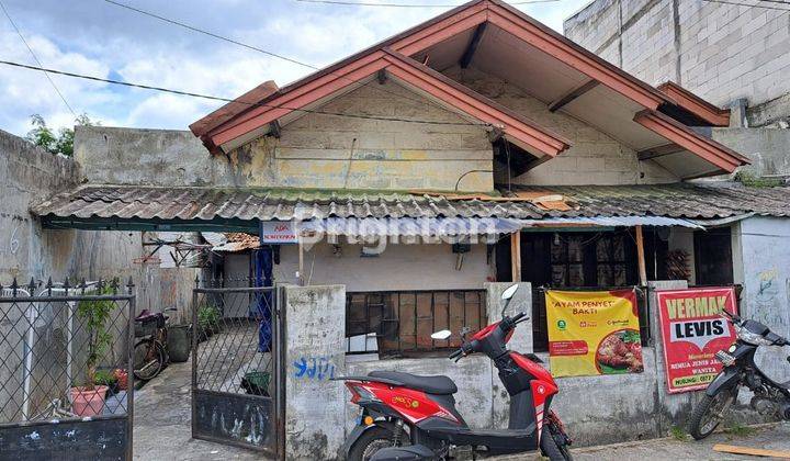 dijual rumah tua hitung Tanah aja 1