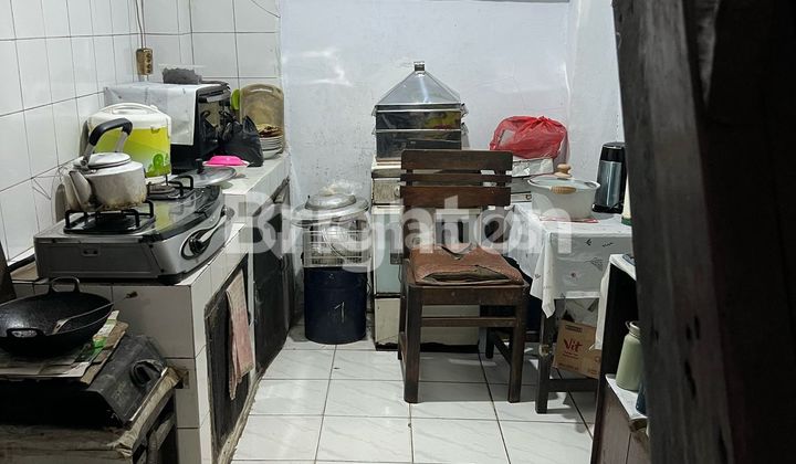 RUMAH DIJUAL PERLU RENOVASI LOKASI BAGUS  2