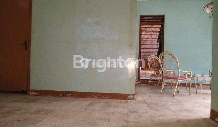 DIJUAL RUMAH TUA MURAH HITUNG TANAH AJA 2