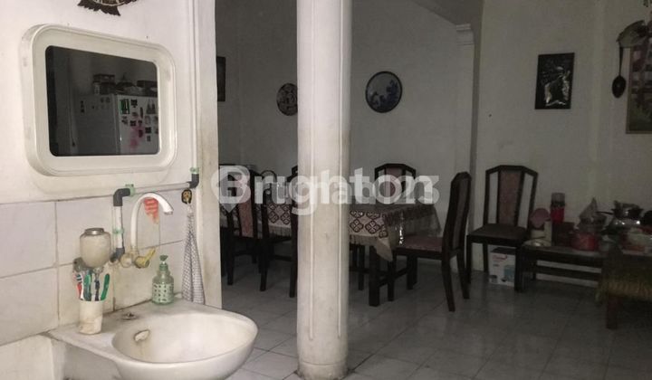 for sale 2-story house ready to use good location 2