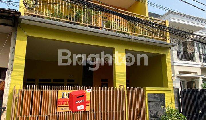 RUMAH DIJUAL 2 LANTAI DALAM PERUMAHAN 1