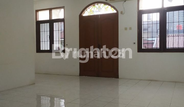 RUMAH DISEWAKAN BAGUS SIAP PAKAI BERTINGKAT 2