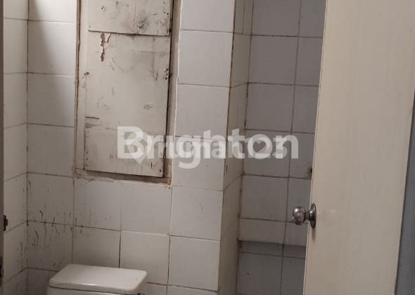 SHOPHOUSE FOR RENT IN A SHOPHOUSE CLUSTER, SOUTH JAKARTA 2