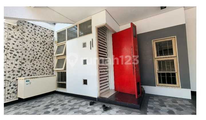 Dijual Rumah Bagus Siap Huni Jarang Ada, 2,5 Lantai Dengan Jalan Lebar 3 Mobil, Siap Huni Di Rawamangun. Nego Sampai Jadi!! 2