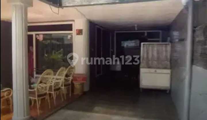 Jual Rumah Besar Di Kramat Yang Strategis, Cocok Untuk Hunian, Kantor Atau Kos. 2