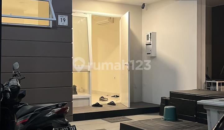 Jual Rumah 2 Lantai Siap Huni di Serpong Dekat Sms 2