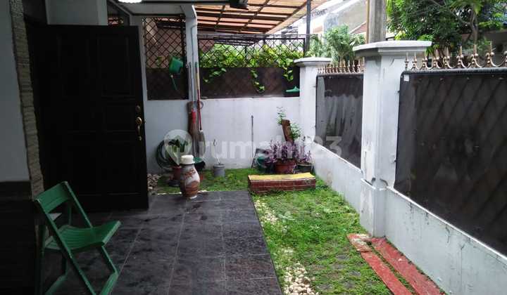 Jual Rumah Komplek Yang Nyaman Dan Tenang Di Rawamangun Dengan Penjagaan Satu Pintu, Cctv, 24jam. Cocok Untuk Kelurga Muda Dan Orang Tua. 2