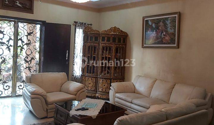 Dijuat Rumah Mewah Semi Furnish Di Joglo Jakarta Barat 1