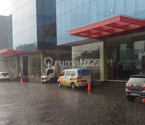 Dijual Gedung Kantor Dan Gudang di Cipondoh Furnished Siap Pakai 1