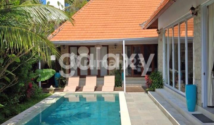Beautiful 1-Story Villa in Kerta Rahayu Umalas, Badung, Bali Beautiful 1-Story Villa in Kerta Rahayu Umalas, Badung, Bali