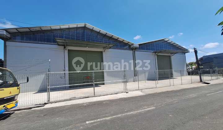 Gudang Siap Pakai Di Area Buluh Indah, Denpasar