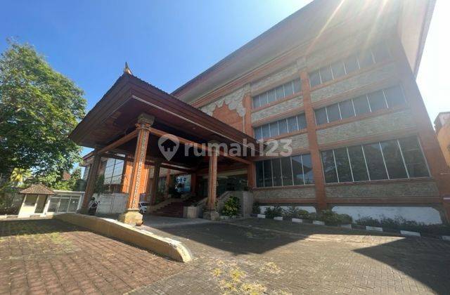 Gedung Kantor Sewa Di Jl Diponegoro, Denpasar 1