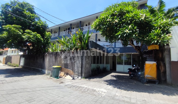 Cheap Hotel Near Beach Still Operational In Petitenget Cheap Hotel Near Beach Still Operational In Petitenget