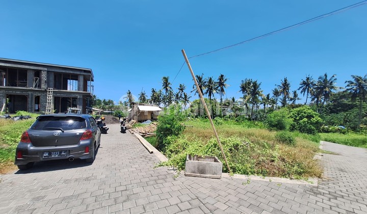 Tanah Dekat Pantai Cemagi, Area Turis. View Laut Tanah Dekat Pantai Cemagi, Area Turis. View Laut