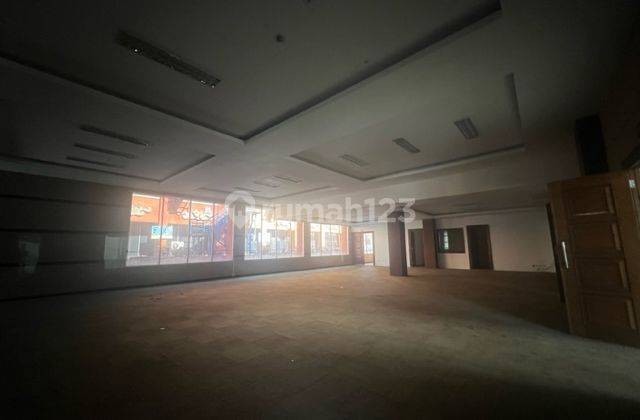 Gedung Kantor Sewa Di Jl Diponegoro, Denpasar 2